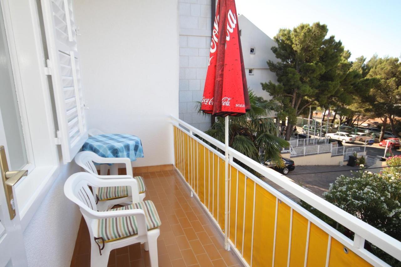Guest house With A Parking Space - 6778 Makarska
